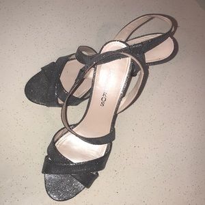 CAPARROS 10B Pewter Strappy Sandals.